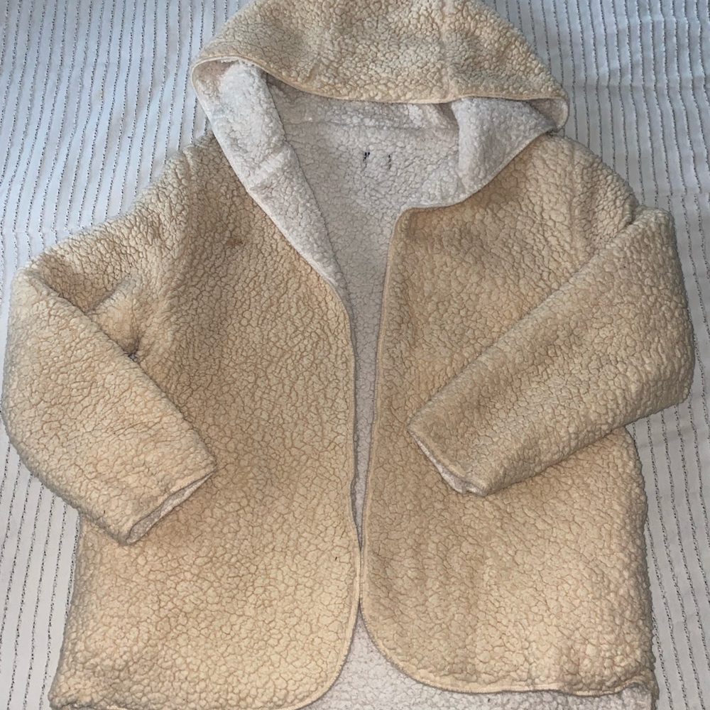 Urban Outfitters REVERSABLE teddy coat